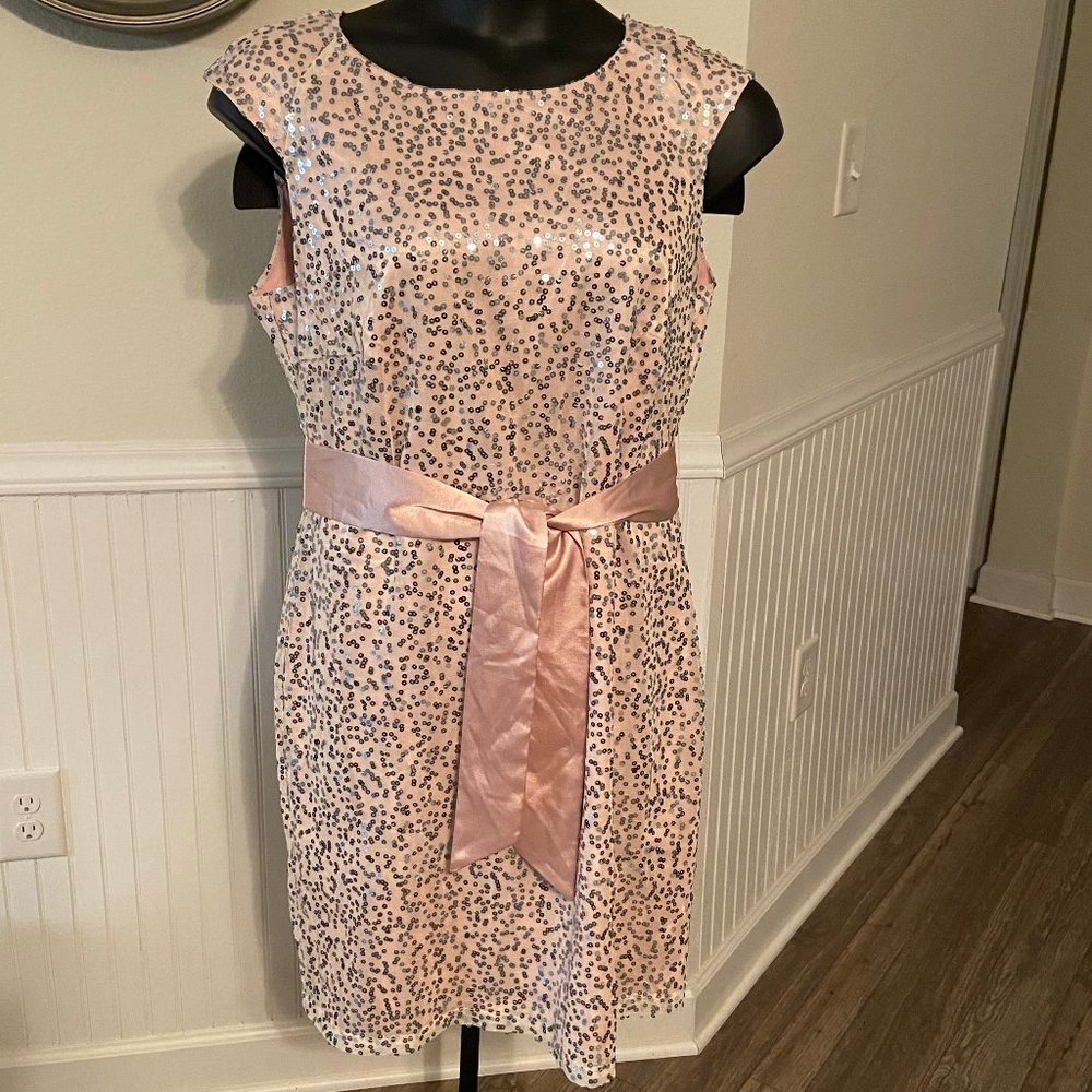 Spring wedding ready! Dusty pink and sequin sheath dress Venus size 14